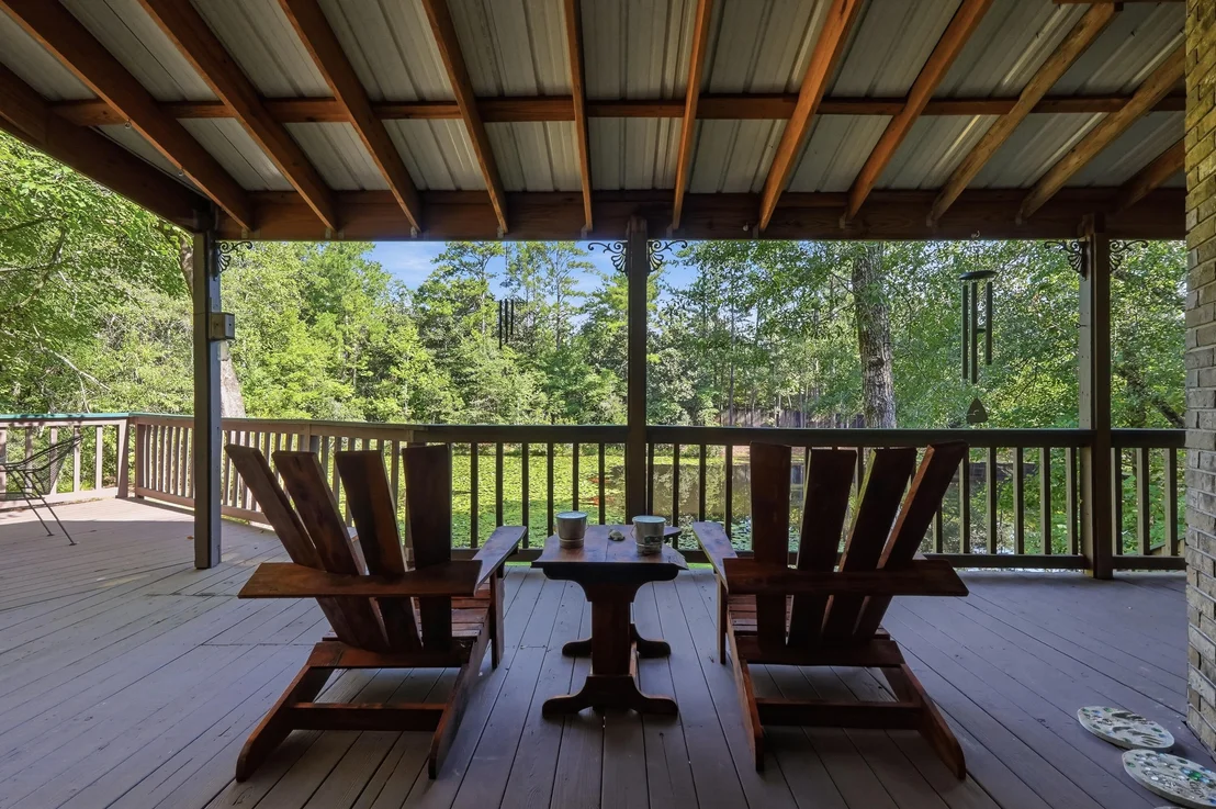 Photo of 5845 White Oak Drive