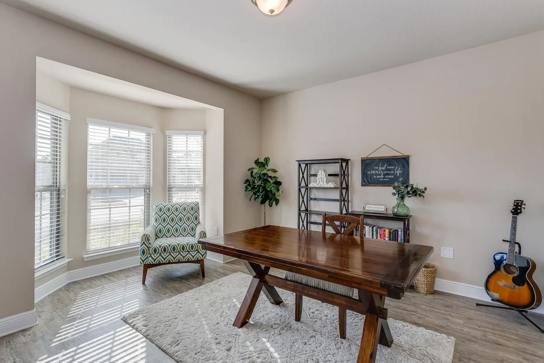 Photo of 412 Chickadee Street