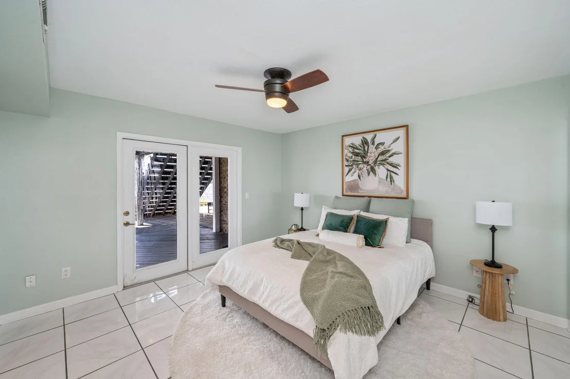 Photo of 3 Bayshore Point