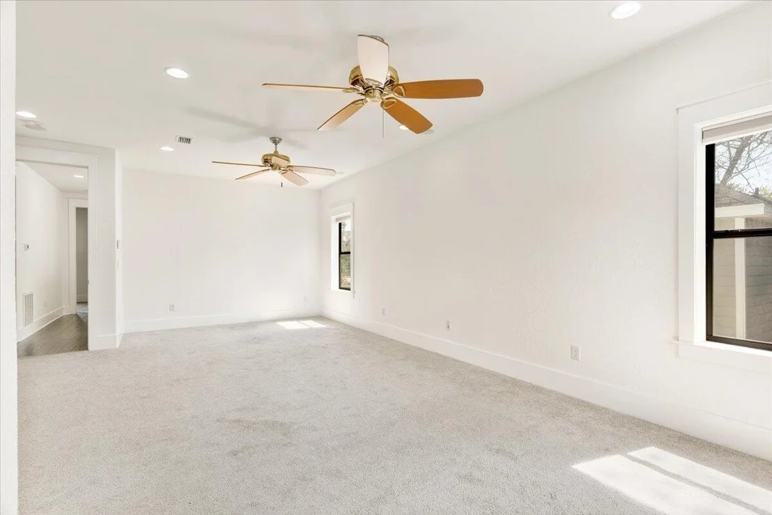 Photo of 31 Beacon Point Drive