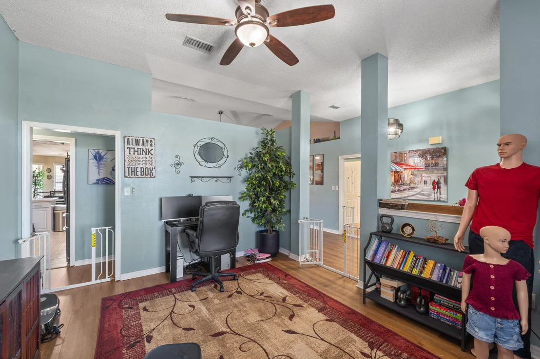Photo of 9562 Dynasty Lane