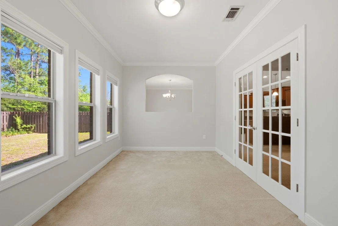 Photo of 106 Crab Apple Avenue