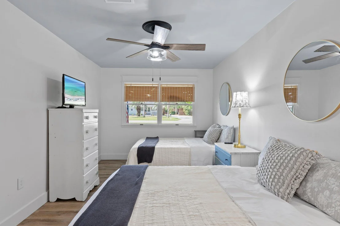 Photo of 850 Forest Shore Drive