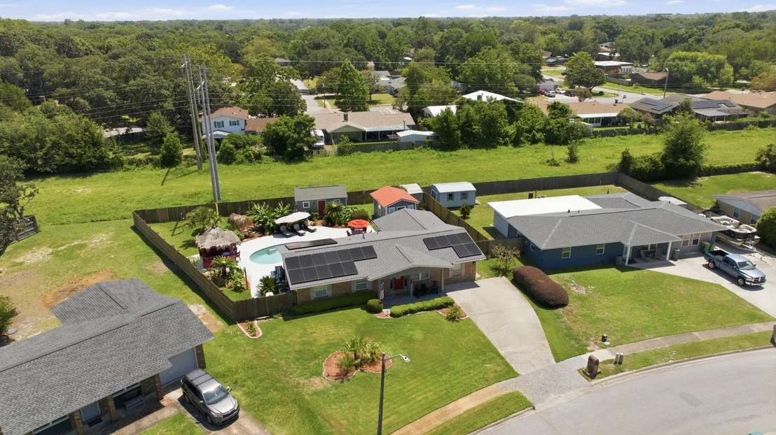 Photo of 325 Echo Circle