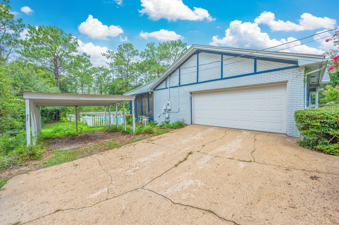 Photo of 5770 Wildwood Road