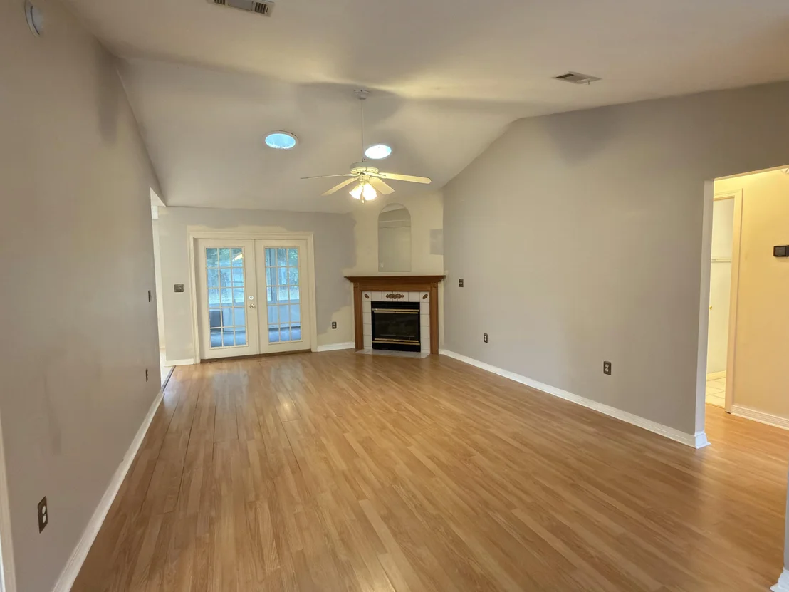 Photo of 216 Brookmeade Drive