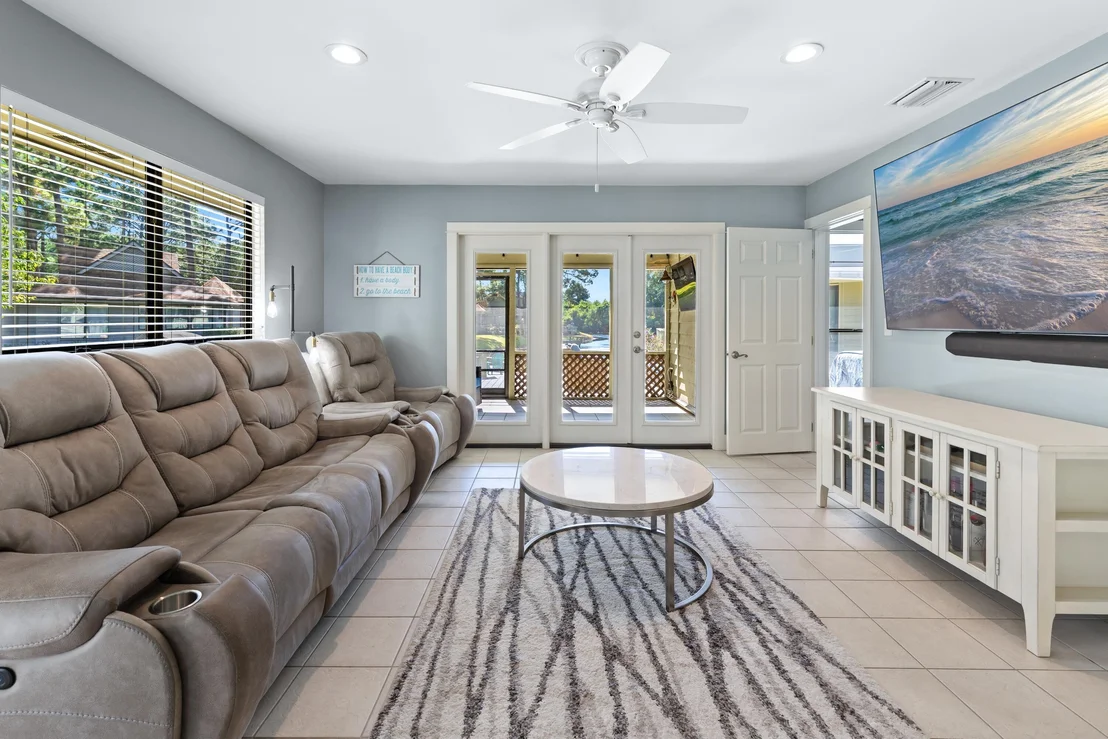 Photo of 184 S Cove Drive