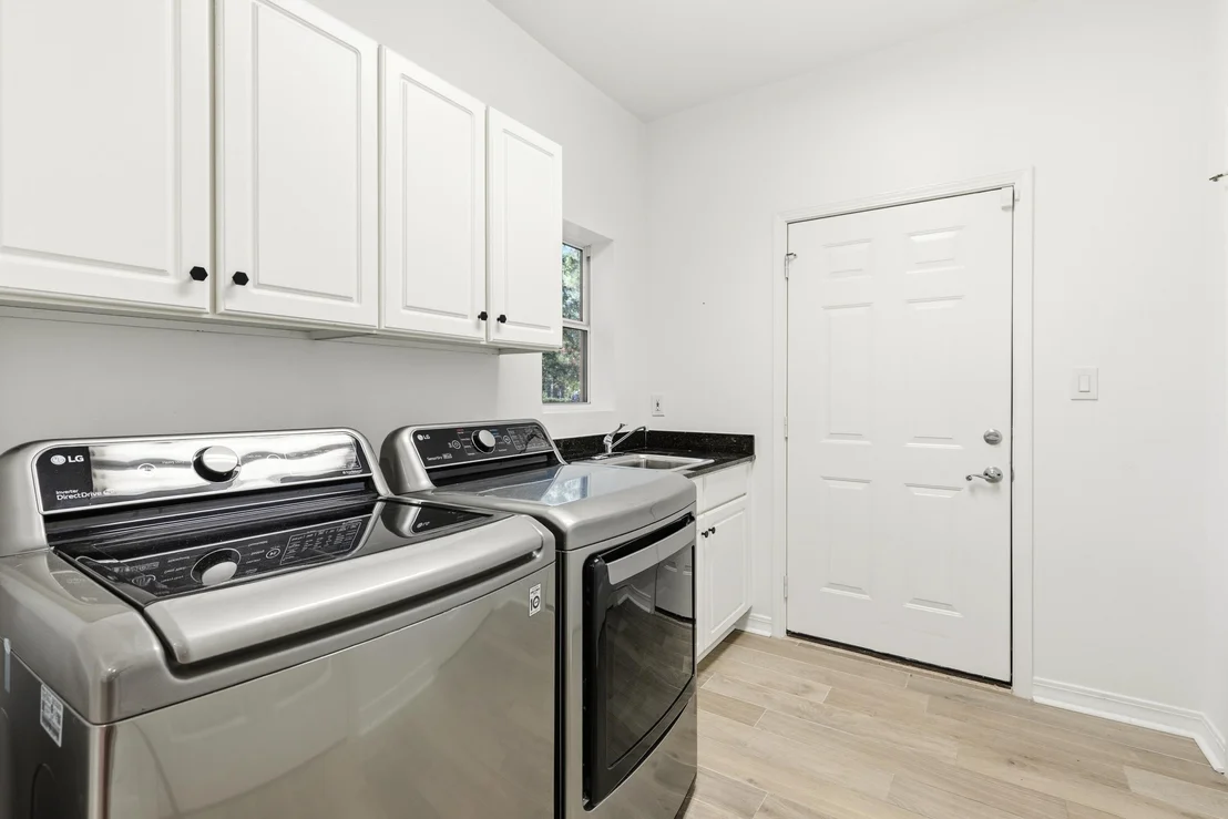 Photo of 2928 Pine Valley Drive