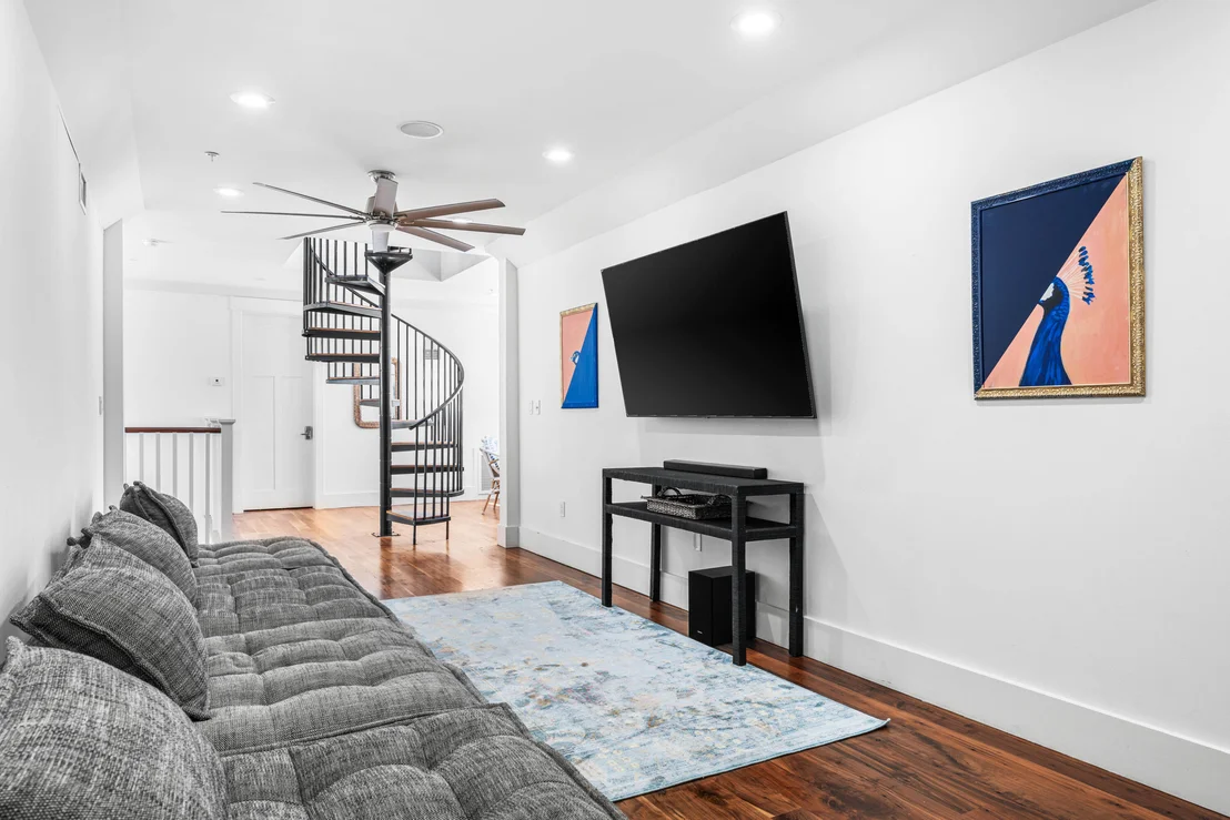 Photo of 114 Pine Needle Way