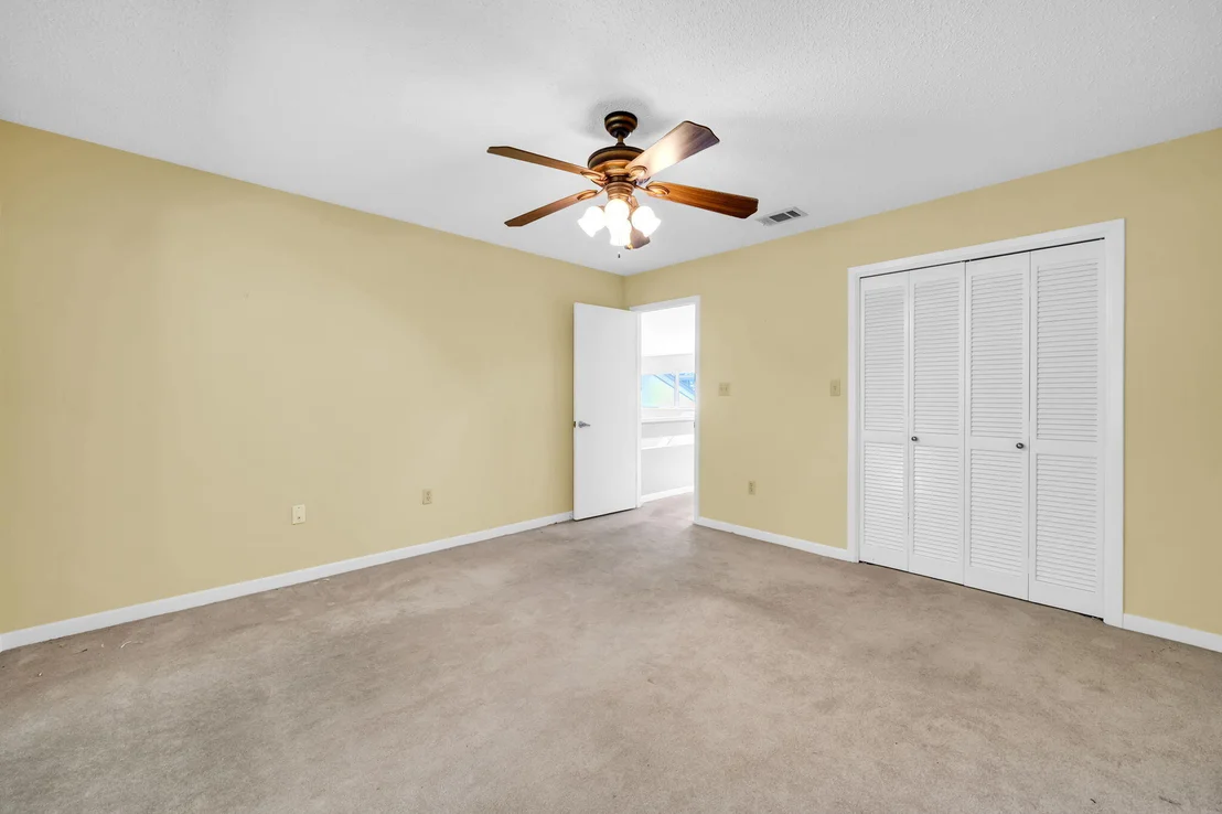 Photo of 129 Gleneagles Drive