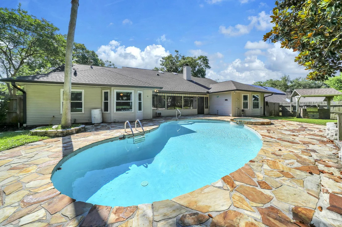 Photo of 2319 Canal Drive
