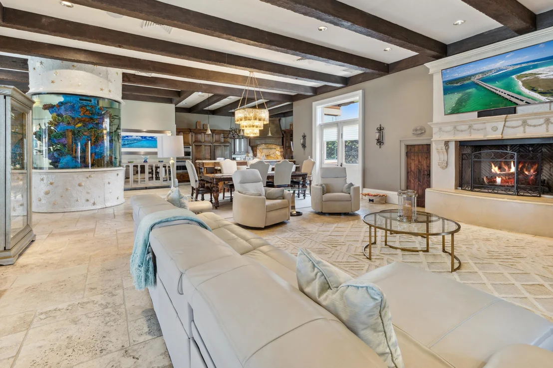 Photo of 4300 Breakwater Drive