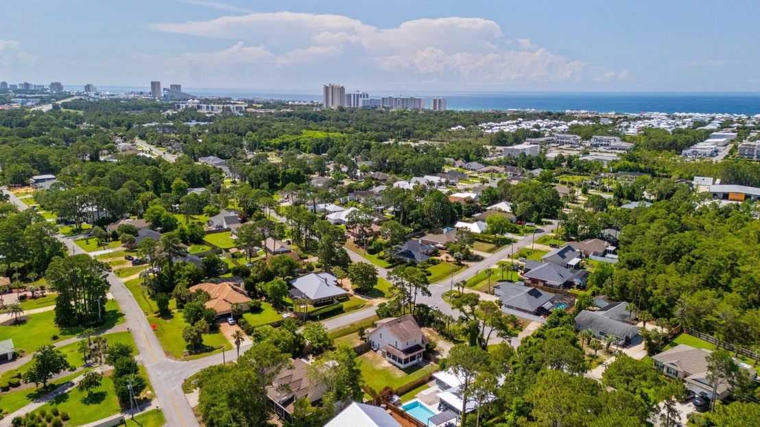 Photo of 850 Forest Shore Drive