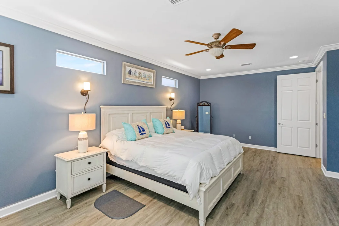Photo of 2046 Crystal Lake Drive