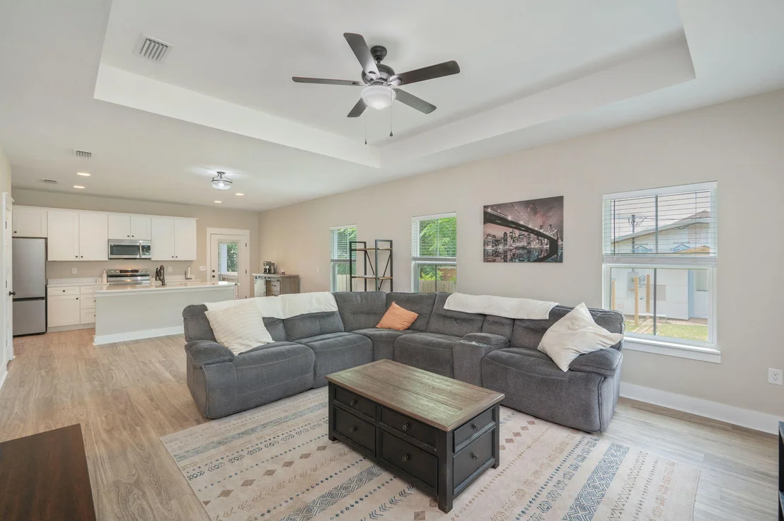 Photo of 3168 Maple Street