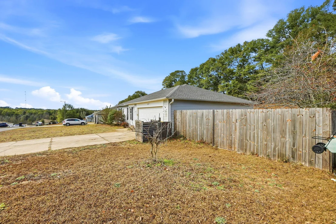 Photo of 209 Cabana Way