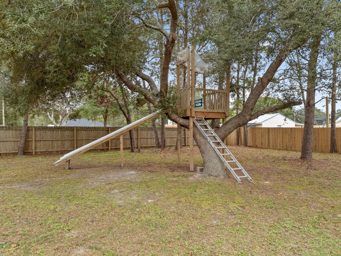 Photo of 8816 Kiwi Place