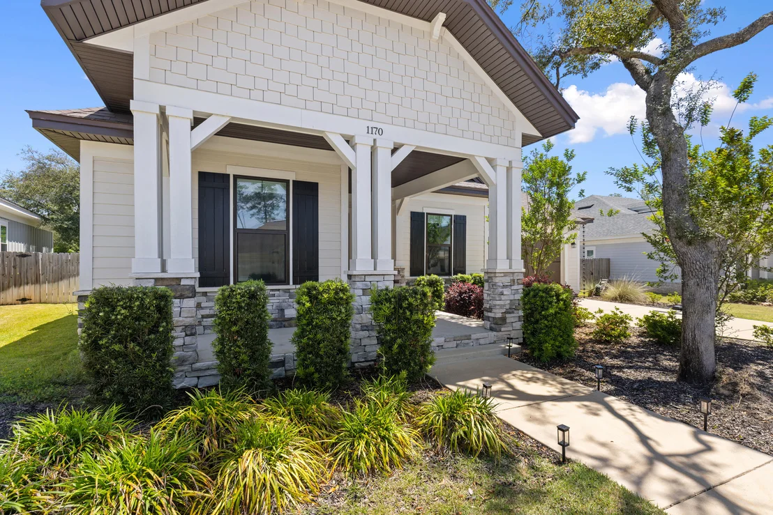 Photo of 1170 Deer Moss Loop