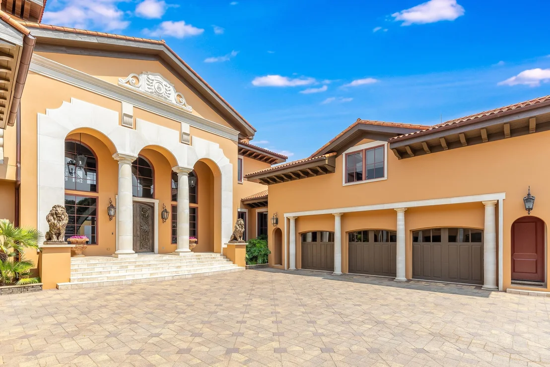 Photo of 4300 Breakwater Drive