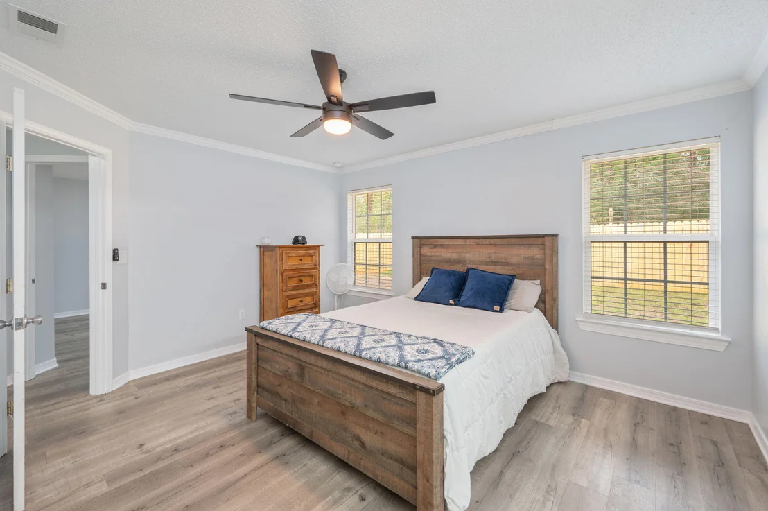 Photo of 5249 Kervin Road