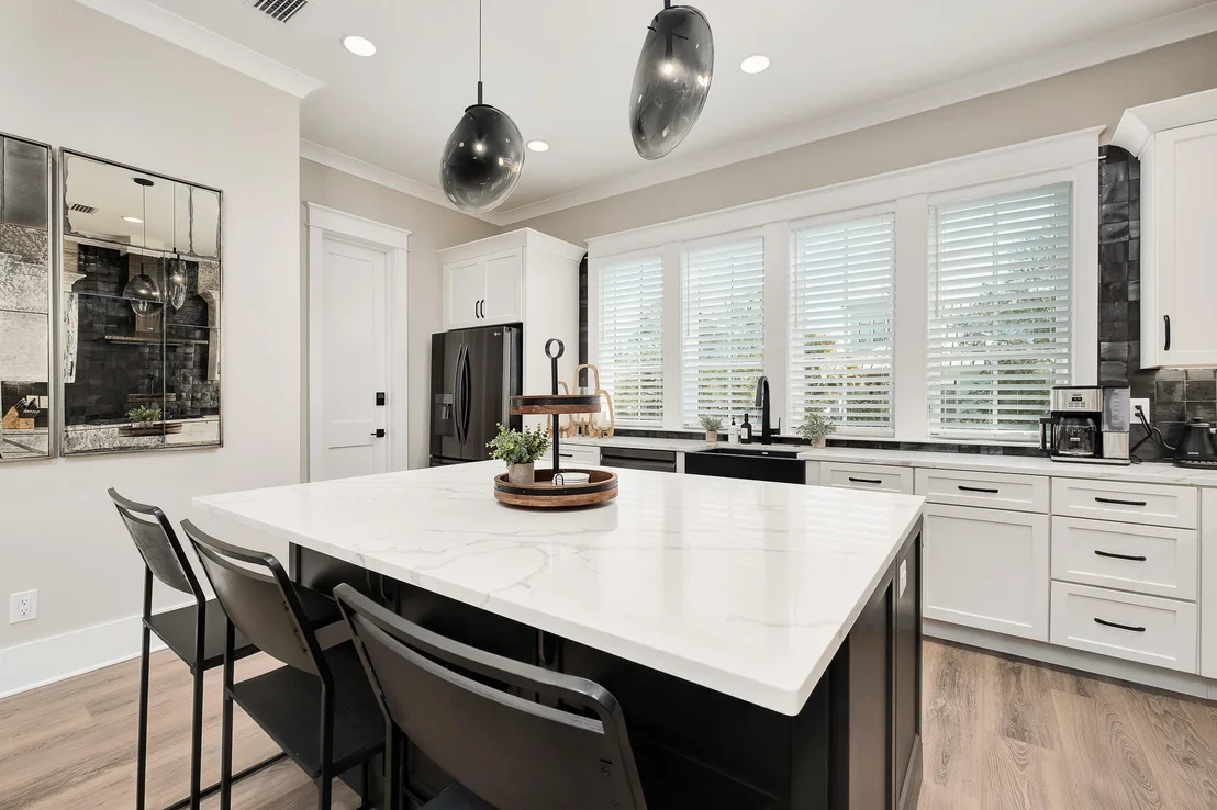 Photo of 107 Grande Pointe Drive