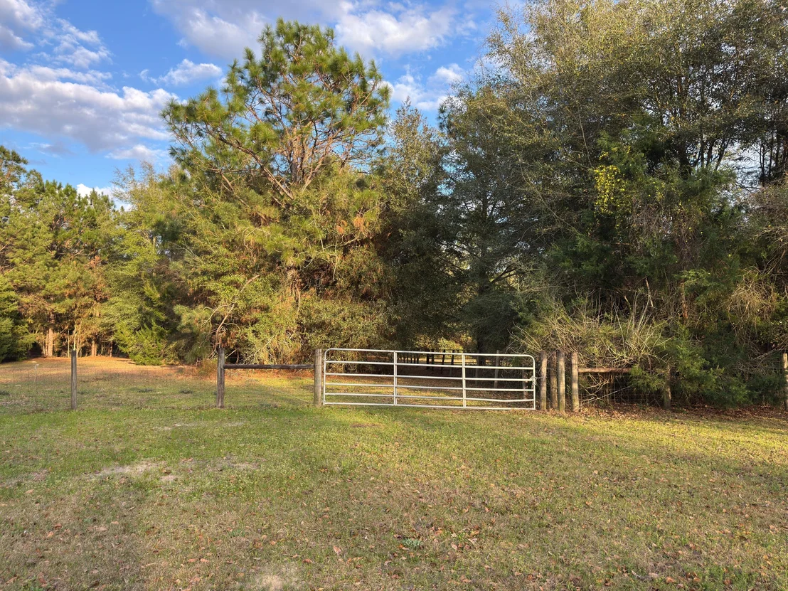 Photo of 3955 Hwy. 77