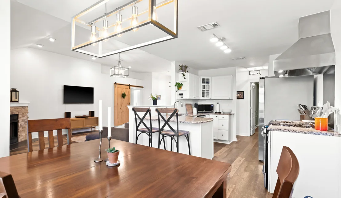 Photo of 380 Sonora Road