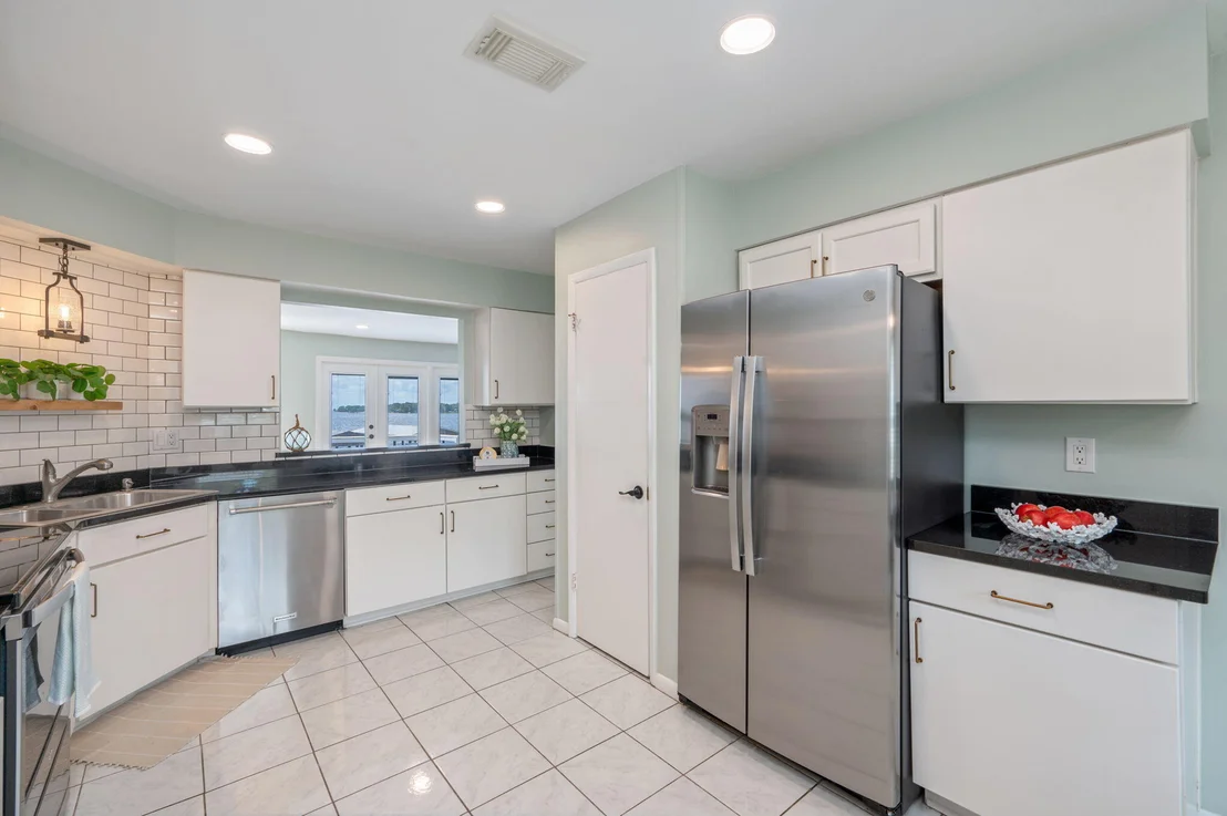 Photo of 3 Bayshore Point
