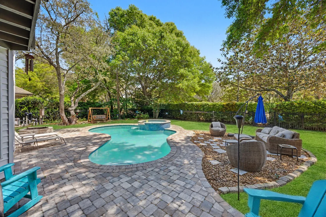 Photo of 4412 Windrush Drive