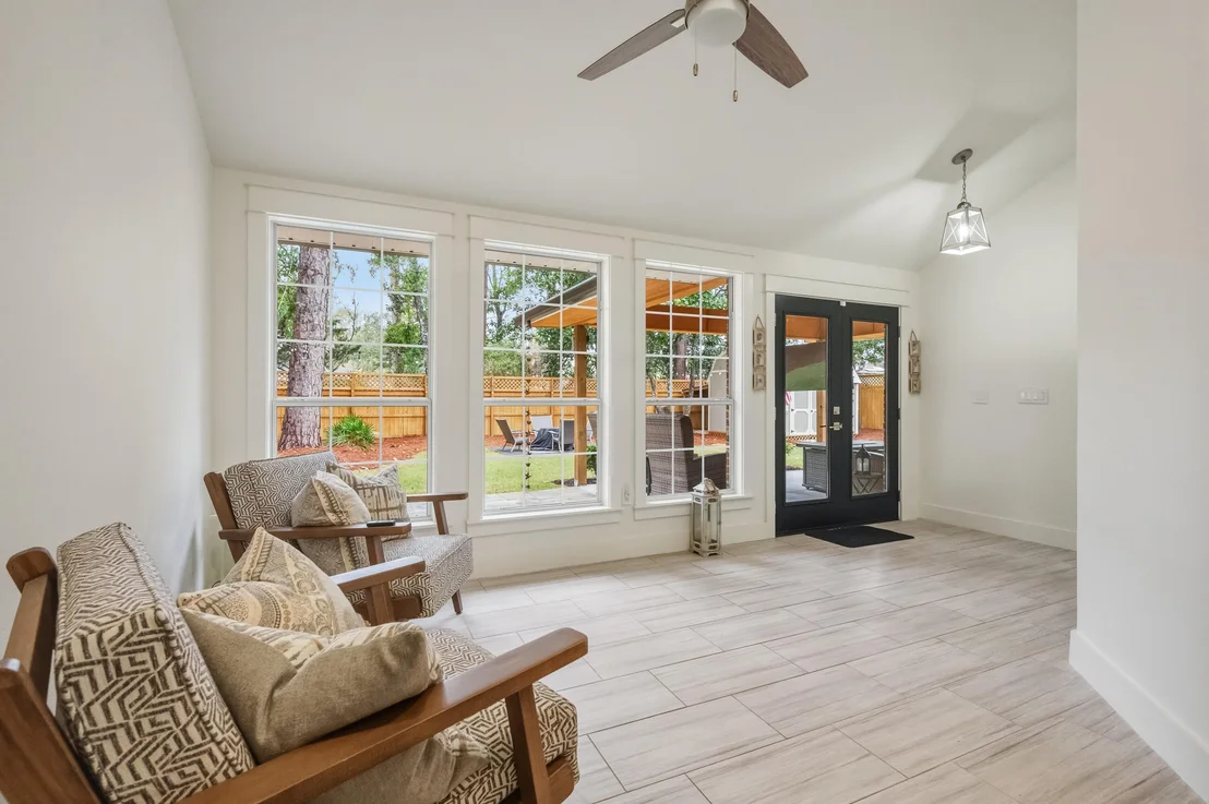 Photo of 209 Emmett Drive