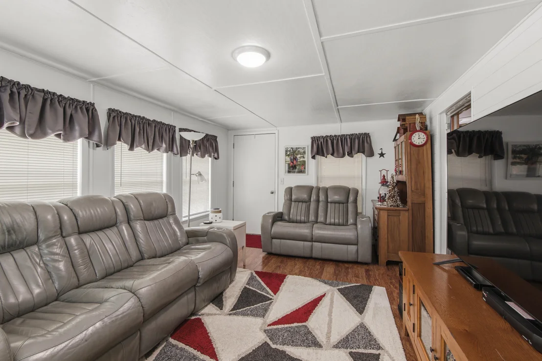 Photo of 685 Mcdaniels Fishcamp Road
