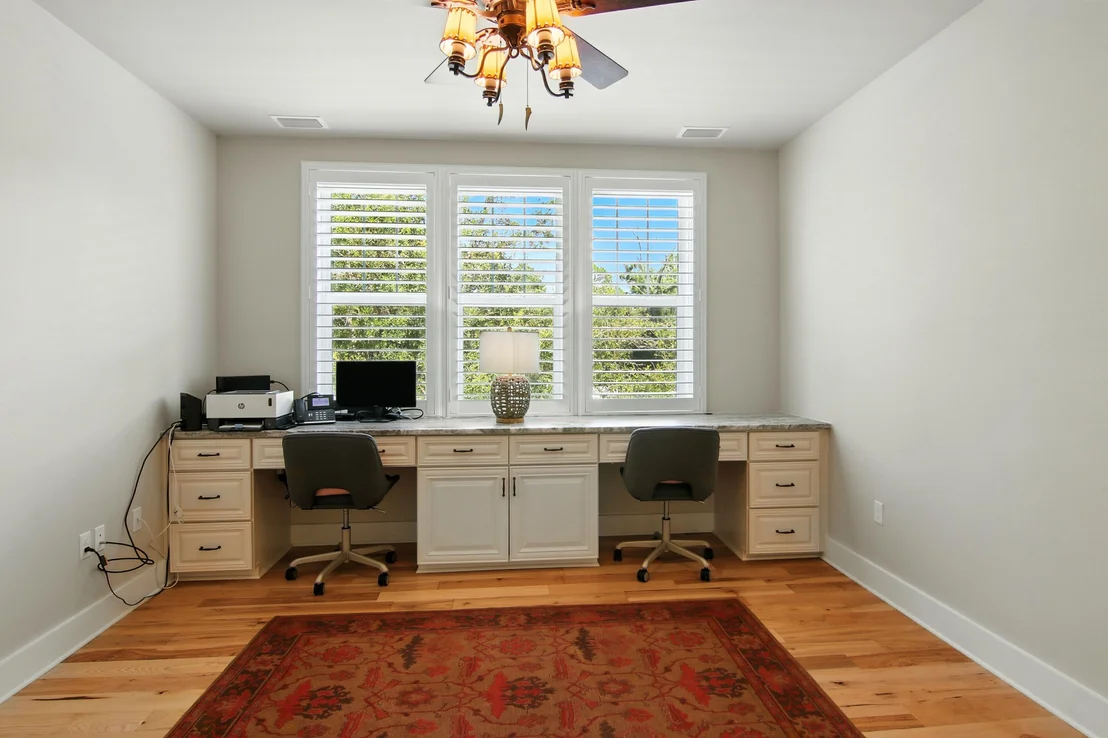 Photo of 400 Pitts Bayshore Drive