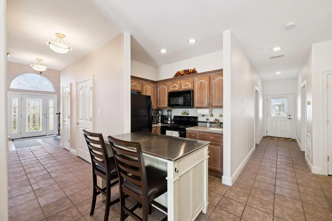 Photo of 111 Snowdrift Road