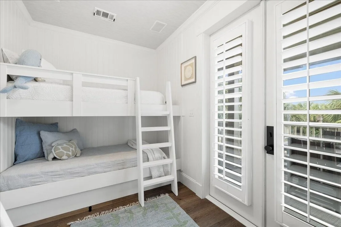 Photo of 3592 Waverly Circle