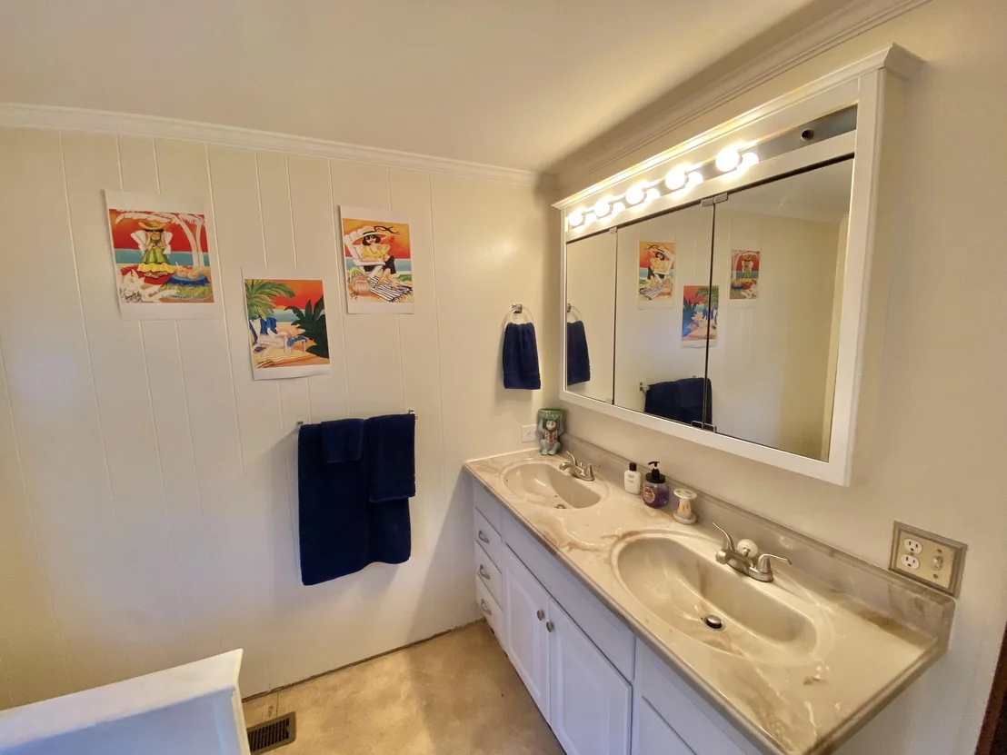 Photo of 46 Andy Drive