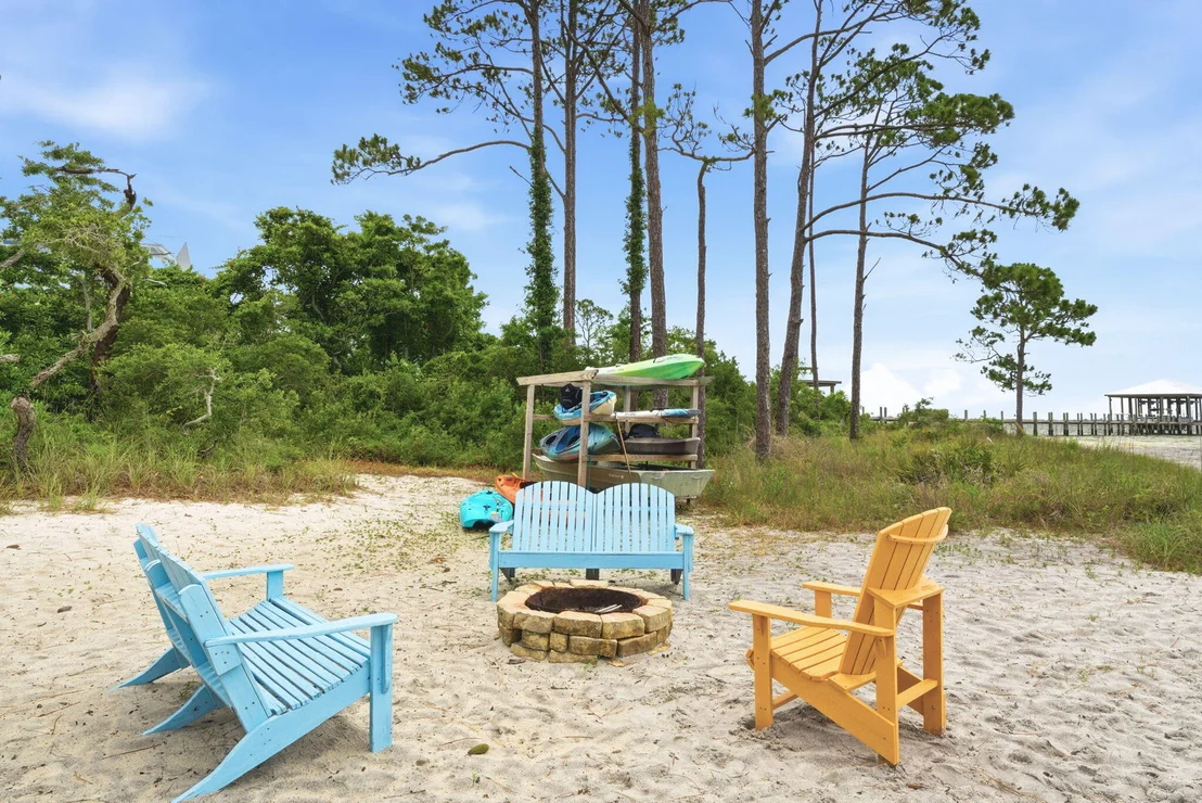 Photo of 2092 Pritchard Point Drive
