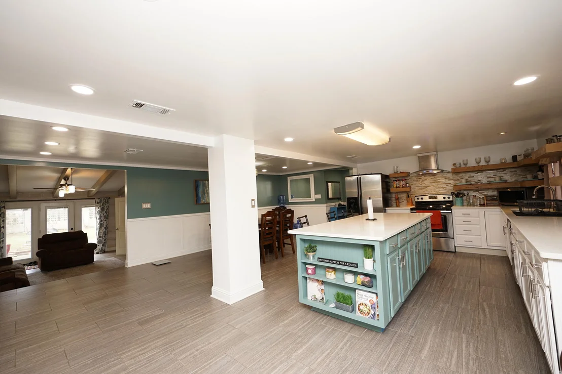 Photo of 10 NW Wright Parkway