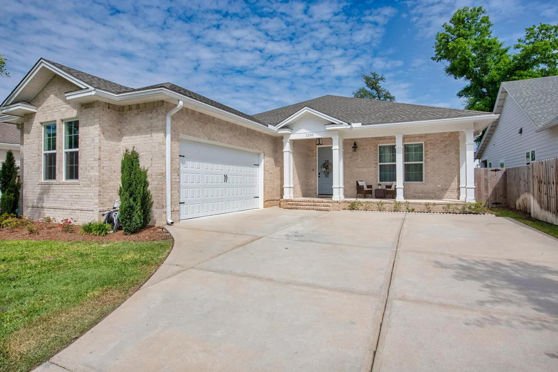 Photo of 1233 Elderflower Drive