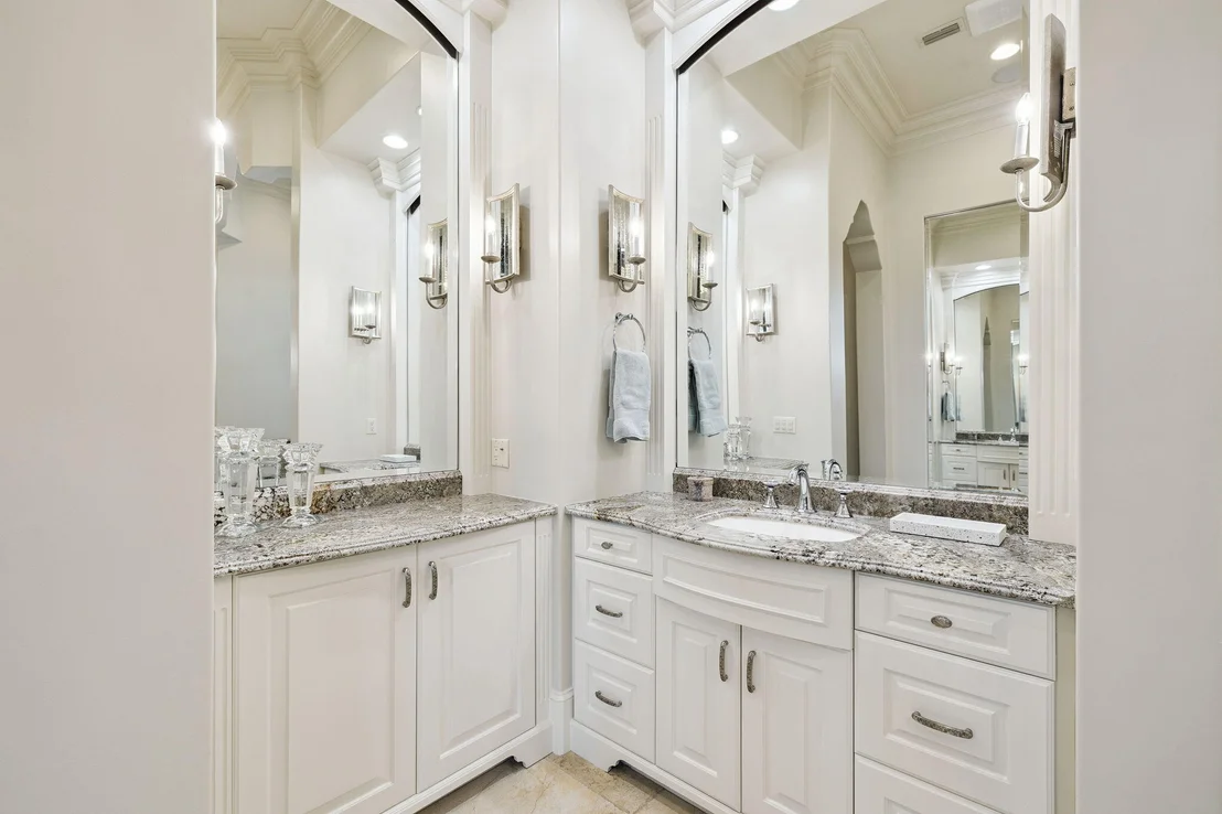 Photo of 3203 Bay Estates Circle