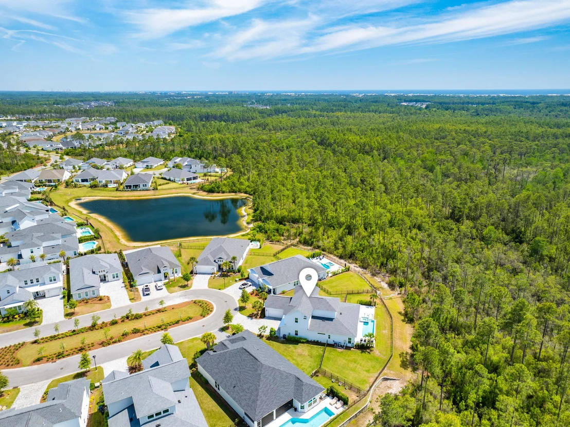 Photo of 446 W Lafayette Road