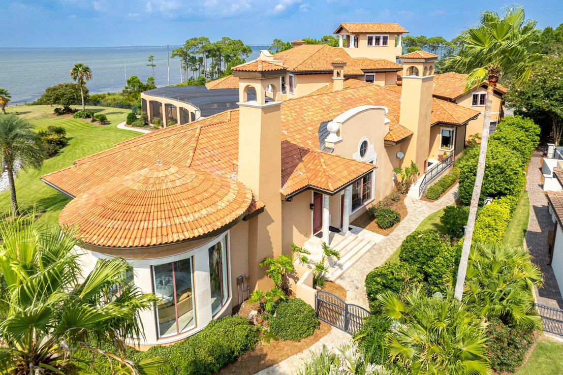 Photo of 4300 Breakwater Drive