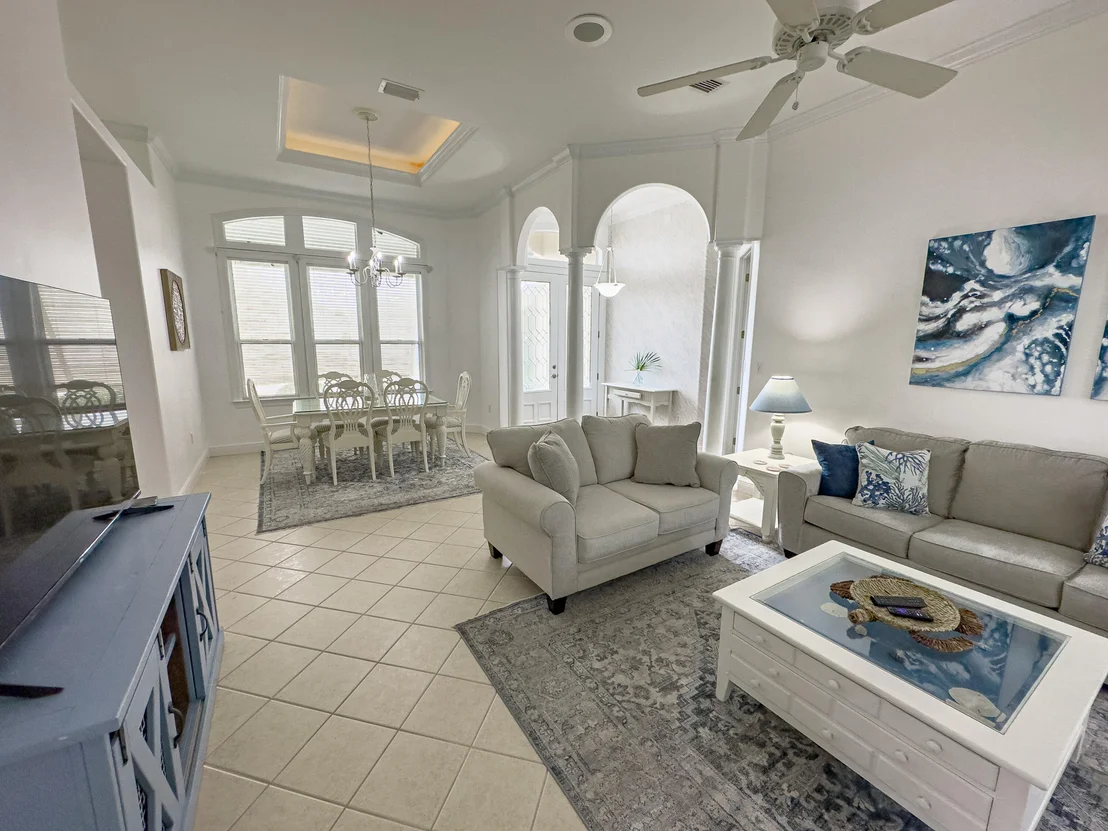 Photo of 4729 Papaya Park