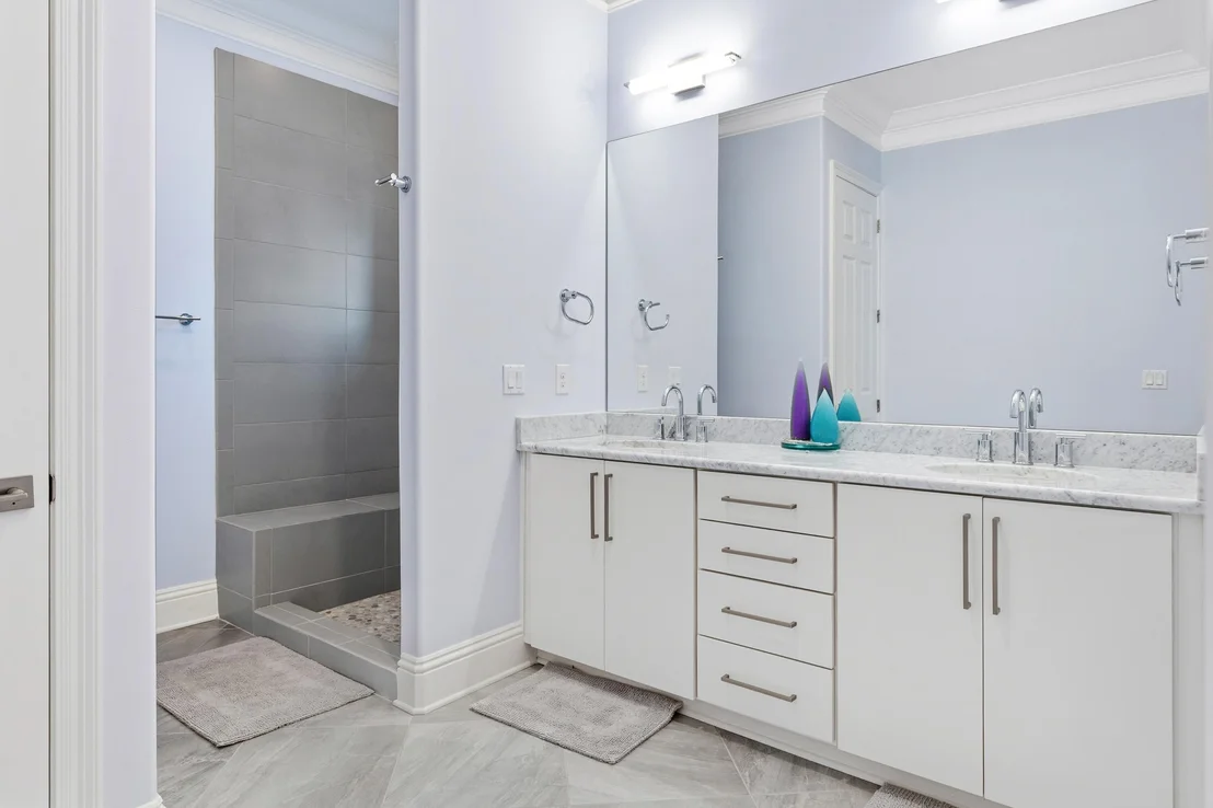 Photo of 265 Rue Martine