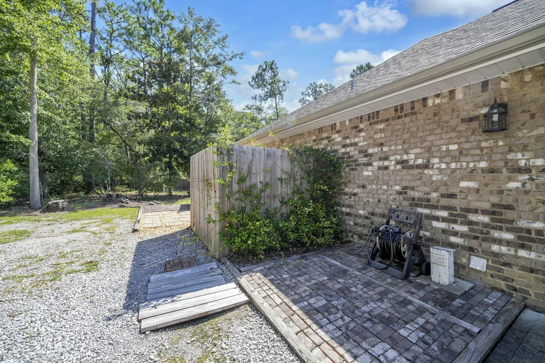 Photo of 79 Shoreline Drive