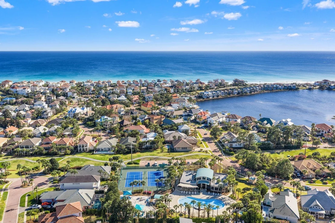 Photo of 70 Siesta Bluff