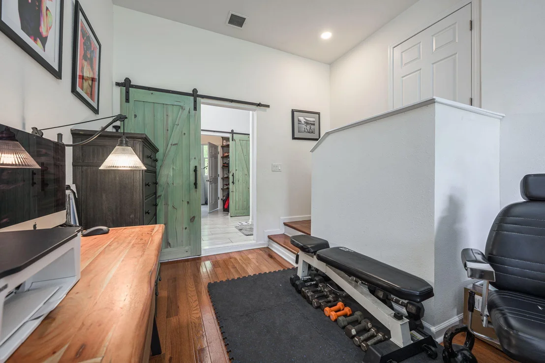 Photo of 161 W North Avenue