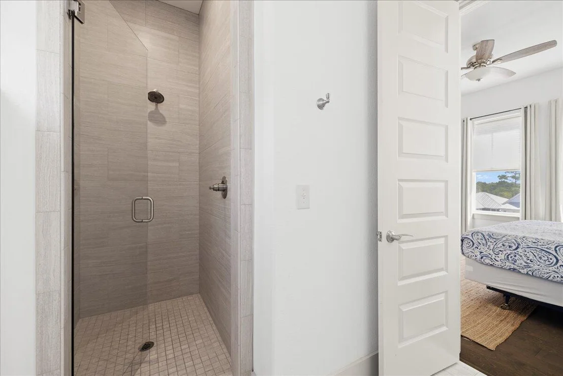 Photo of 275 Gulfview Circle