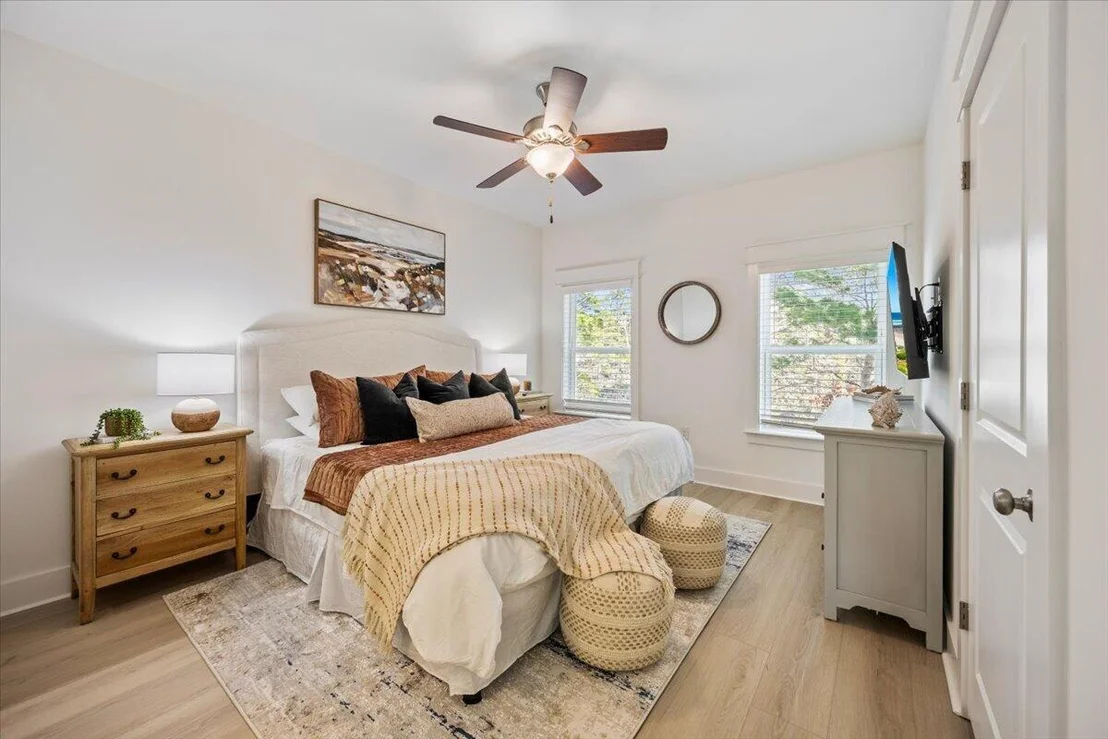 Photo of 120 Charming Way