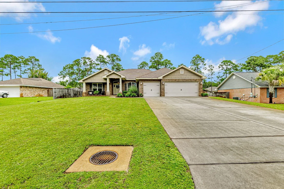 Photo of 6562 Longview Street