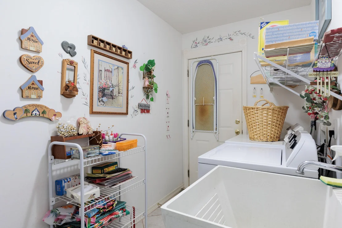 Photo of 6049 Mayberry Lane